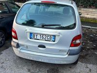 Usata Renault Scénic 100 CV (73 kW) 2002 Grigio Monovolume