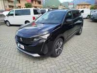 Gebraucht Peugeot 5008 Allure 131 PS (96 kW) 2024 Schwarz SUV