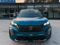 Usata Peugeot 2008 Allure 102 CV (75 kW) 2025 Verde SUV