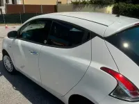 Usata Lancia Ypsilon 60 CV (44 kW) 2016 Bianco Utilitaria