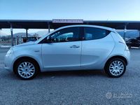 Usata Lancia Ypsilon 95 CV (69 kW) 2014 Grigio Utilitaria
