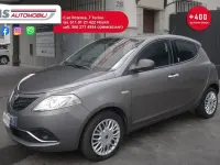 Usata Lancia Ypsilon Silver 69 CV (50 kW) 2017 Argento Utilitaria