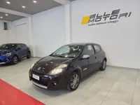 Usata Renault Clio III Dynamique 75 CV (55 kW) 2011 Nero Berlina