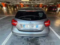 Usata Mercedes 180 109 CV (80 kW) 2017 Grigio Berlina