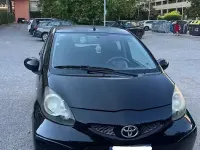 Usata Toyota Aygo 68 CV (50 kW) 2006 Nero Utilitaria