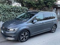 Usata VW Touran Executive 150 CV (110 kW) 2019 Grigio Monovolume