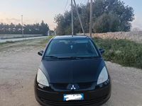 Usata Mitsubishi Colt Invite 75 CV (55 kW) 2007 Nero Utilitaria