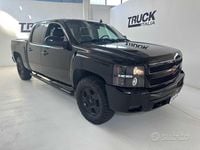 Usata Chevrolet Silverado 315 CV (231 kW) 2008 Nero metallizzato Pick-up