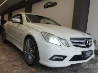 Usata Mercedes E250 Avantgarde 204 CV (150 kW) 2011 Bianco Coupé