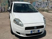 Usata Fiat Grande Punto 77 CV (56 kW) 2007 Bianco Utilitaria