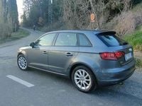 Usata Audi A3 Attraction 105 CV (77 kW) 2014 Argento Berlina