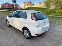Usata Fiat Punto 77 CV (56 kW) 2013 Bianco Utilitaria