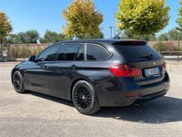 Usata BMW 318 Luxury Line 2014 Nero Station wagon