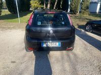 Usata Fiat Grande Punto Dynamic 75 CV (55 kW) 2011 Nero Utilitaria
