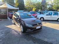 Begagnad VW Polo Comfortline 90 HK (66 kW) 2015 Brun Sedan