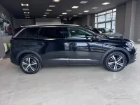 Usata Peugeot 5008 Allure 131 CV (96 kW) 2019 Nero SUV