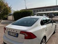 Usata Volvo S60 115 CV (84 kW) 2011 Bianco Berlina
