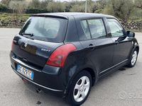 Usata Suzuki Swift 69 CV (50 kW) 2006 Nero Utilitaria