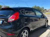 Second-hand Ford Fiesta Titanium 75 CP (55 kW) 2014 Negru Hatchback