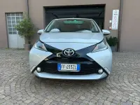 Usata Toyota Aygo X-wave 69 CV (50 kW) 2016 Grigio Utilitaria