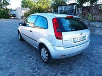 Begagnad Ford Fiesta Ghia 68 HK (50 kW) 2003 Sedan