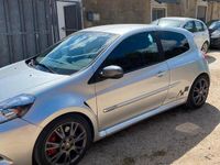 Usata Renault Clio R.S. R.S. 203 CV (149 kW) 2010 Grigio Utilitaria