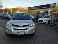 Usata Toyota Urban Cruiser 90 CV (66 kW) 2009 Argento SUV