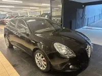 Usata Alfa Romeo Giulietta Exclusive 174 CV (127 kW) 2016 Nero Utilitaria