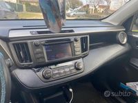 Usata Toyota RAV4 128 CV (94 kW) 2013 SUV