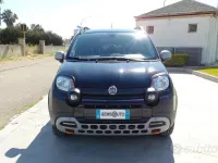 Usata Fiat Panda Cross Cross 70 CV (51 kW) 2024 Nero Utilitaria
