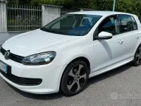 Usata VW Golf VI Edition 105 CV (77 kW) 2011 Utilitaria