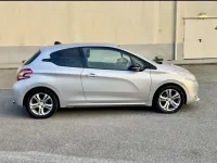 Usata Peugeot 208 Allure 120 CV (88 kW) 2013 Argento Utilitaria