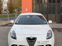 Usata Alfa Romeo Giulietta Exclusive 105 CV (77 kW) 2015 Bianco Utilitaria