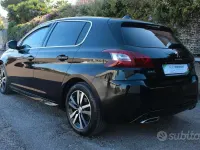 Usata Peugeot 308 GT-line 120 CV (88 kW) 2017 Nero Berlina