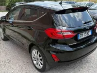 Usata Ford Fiesta Titanium 101 CV (74 kW) 2017 Nero Utilitaria