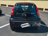 Usata Peugeot 107 68 CV (50 kW) 2008 Nero Utilitaria