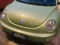 Usata VW New Beetle 105 CV (77 kW) 2003 Verde Utilitaria