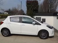 Usata Toyota Yaris 99 CV (72 kW) 2017 Bianco Berlina
