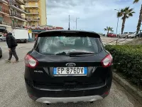 Usata Ford Kuga 140 CV (102 kW) 2013 Nero SUV