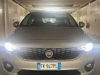 Usata Fiat Tipo Lounge 95 CV (69 kW) 2017 Argento Berlina