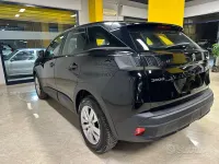 Usata Peugeot 3008 Business-Line 131 CV (96 kW) 2021 Nero SUV