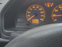 Usata Peugeot 106 60 CV (44 kW) 2001 Bianco Utilitaria