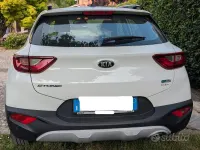 Usata Kia Stonic 100 CV (73 kW) 2020 Bianco SUV