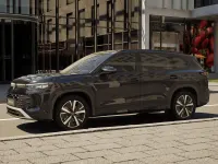 Nuova VW Tayron Edition 150 CV (110 kW) 2026 Grenadill black metallizzato SUV