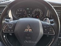 Usata Mitsubishi Outlander Instyle 150 CV (110 kW) 2017 Bianco SUV