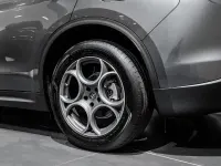Usata Alfa Romeo Stelvio Sprint 160 CV (117 kW) 2024 Rosso SUV
