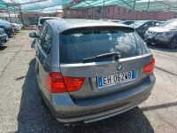 Usata BMW 318 143 CV (105 kW) 2011 Grigio Station wagon
