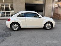 Usata VW Beetle Design 105 CV (77 kW) 2012 Bianco Utilitaria