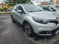 Usata Renault Captur 90 CV (66 kW) 2014 Grigio SUV
