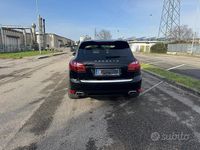 Usata Porsche Cayenne 2011 Nero SUV